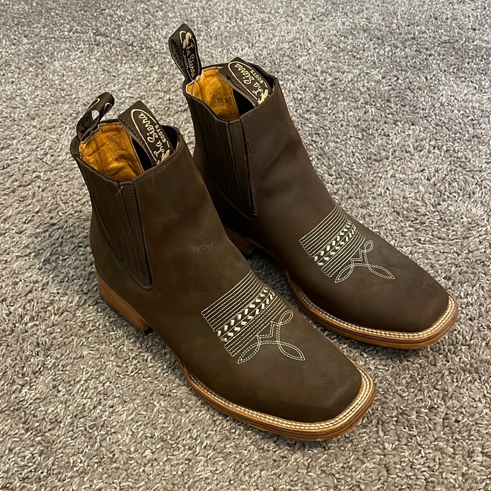 Men’s leather Cowboy Boots. Square Toe half boots Size 9.5